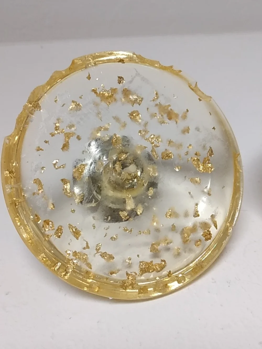 N/A elegant yellow